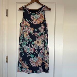 Floral Sleeveless Shift Dress